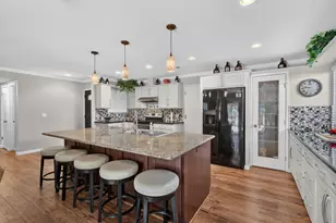 1016 Azure Ct, Roseville, CA 95678 - Photo 8