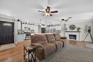 1016 Azure Ct, Roseville, CA 95678 - Photo 18