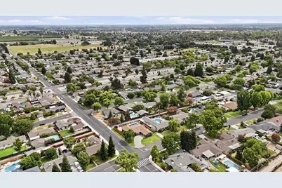 2380 El Capitan Drive, Turlock, CA 95380 - Photo 38