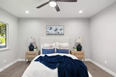 4921 Bowman Oaks Way, Carmichael, CA 95608 - Photo 18
