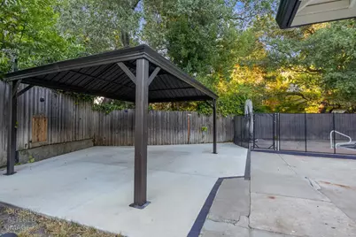 4921 Bowman Oaks Way, Carmichael, CA 95608 - Photo 40