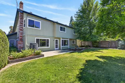 329 Rivergate Way, Sacramento, CA 95831 - Photo 12