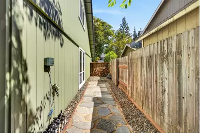 329 Rivergate Way, Sacramento, CA 95831 - Photo 66