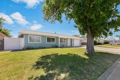 7011 Plumber Way, North Highlands, CA 95660 - Photo 2