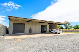 1800 W Glenwood Ave, Turlock, CA 95380 - Photo 28