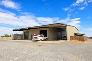 1800 W Glenwood Ave, Turlock, CA 95380 - Photo 2