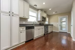 1800 W Glenwood Ave, Turlock, CA 95380 - Photo 6