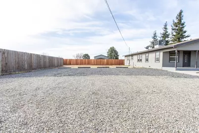 1800 W Glenwood Avenue, Turlock, CA 95380 - Photo 14