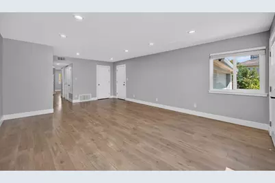 2624 51st Street, Sacramento, CA 95817 - Photo 10