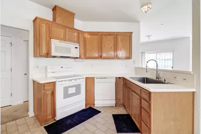 31 Aruba Circle, Sacramento, CA 95823 - Photo 12
