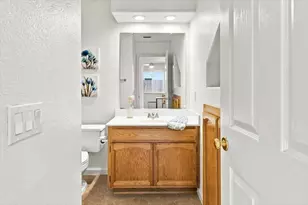 2520 Du Bois Dr, Roseville, CA 95661 - Photo 22