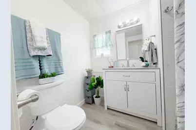 Commodore Lane #18, Sacramento, CA 95838 - Photo 8