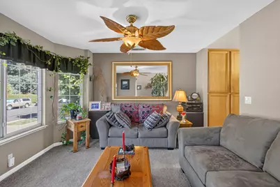 2000 Peridot Street, Roseville, CA 95678 - Photo 8