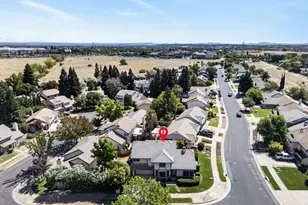 2000 Peridot St, Roseville, CA 95678 - Photo 2
