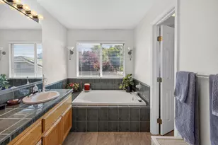 2000 Peridot St, Roseville, CA 95678 - Photo 44
