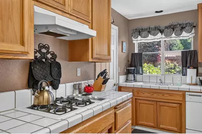 2000 Peridot Street, Roseville, CA 95678 - Photo 26