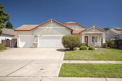 1369 Night Heron Street, Olivehurst, CA 95961 - Photo 2