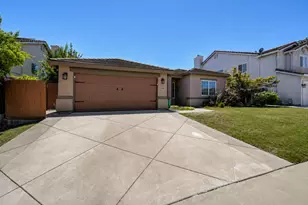 5522 SE Mable Rose Way, Antelope, CA 95843 - Photo 2
