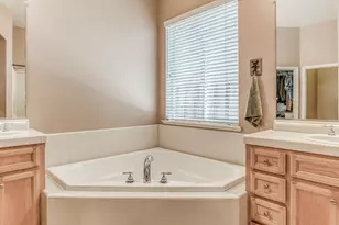 580 Old Bluff Ct, Oakdale, CA 95361 - Photo 22