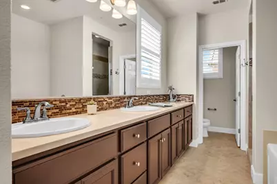 1360 Folsom Meadows Circle, Folsom, CA 95630 - Photo 30