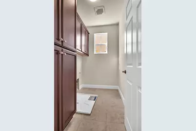 1360 Folsom Meadows Circle, Folsom, CA 95630 - Photo 18