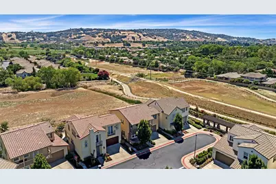1360 Folsom Meadows Circle, Folsom, CA 95630 - Photo 38