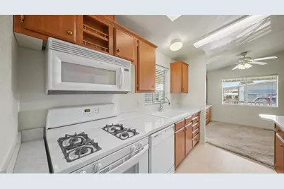 Jackson Avenue #131, Escalon, CA 95320 - Photo 12
