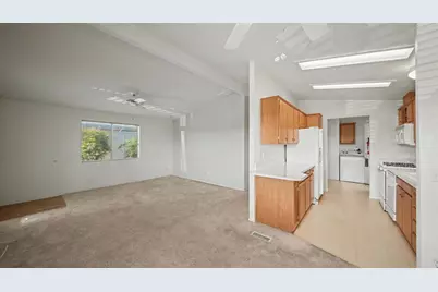 Jackson Avenue #131, Escalon, CA 95320 - Photo 10