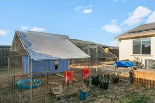4126 E Sir Barton Dr, Olivehurst, CA 95961 - Photo 42
