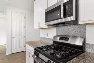 4126 E Sir Barton Dr, Olivehurst, CA 95961 - Photo 16