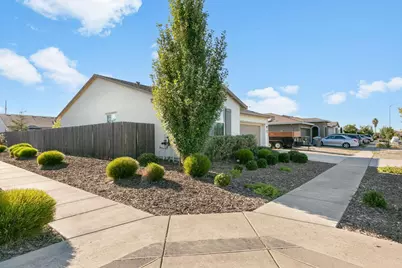 4126 E Sir Barton Drive, Olivehurst, CA 95961 - Photo 6