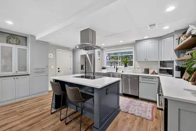 6948 Riverside Boulevard, Sacramento, CA 95831 - Photo 18