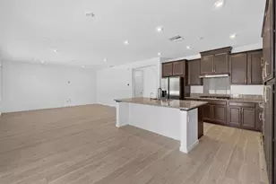 6081 W Summerwind Dr, Roseville, CA 95747 - Photo 14
