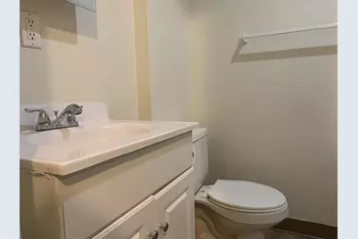 145 E 12th Street #5, Tracy, CA 95376 - Photo 10