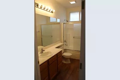8757 Sequoia Wood Court, Elk Grove, CA 95624 - Photo 10
