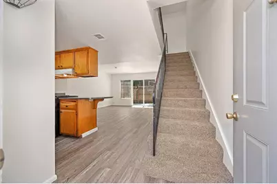 5618 Hillsdale Boulevard #B, Sacramento, CA 95842 - Photo 6