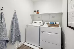 8016 Trapper Rnch Rd, Roseville, CA 95747 - Photo 18
