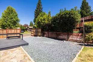 6701 Hillglen Way, Fair Oaks, CA 95628 - Photo 6