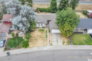 5890 Hollyhurst Way, Sacramento, CA 95823 - Photo 30