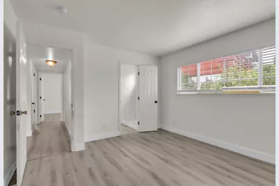 5890 Hollyhurst Way, Sacramento, CA 95823 - Photo 16