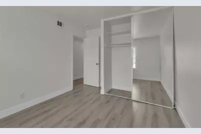 5890 Hollyhurst Way, Sacramento, CA 95823 - Photo 22