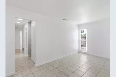 7024 Stanford Oak Drive, Sacramento, CA 95842 - Photo 6