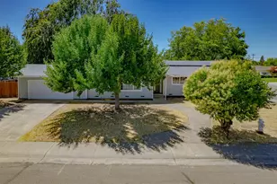 9430 Mazatlan Way, Elk Grove, CA 95624 - Photo 2