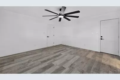 9430 Mazatlan Way, Elk Grove, CA 95624 - Photo 52