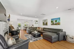 2305 22nd Ave, Sacramento, CA 95822 - Photo 2
