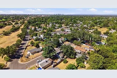 2237 Conifer Way, Sacramento, CA 95838 - Photo 36