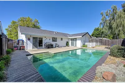 55 Bingham Circle, Sacramento, CA 95831 - Photo 38