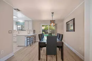 55 Bingham Cir, Sacramento, CA 95831 - Photo 16