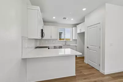 6409 Ventris Walk, Sacramento, CA 95823 - Photo 6