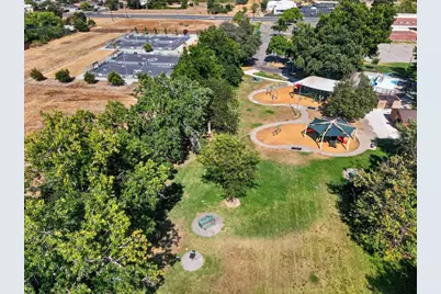 261 Graves Avenue, Sacramento, CA 95838 - Photo 40